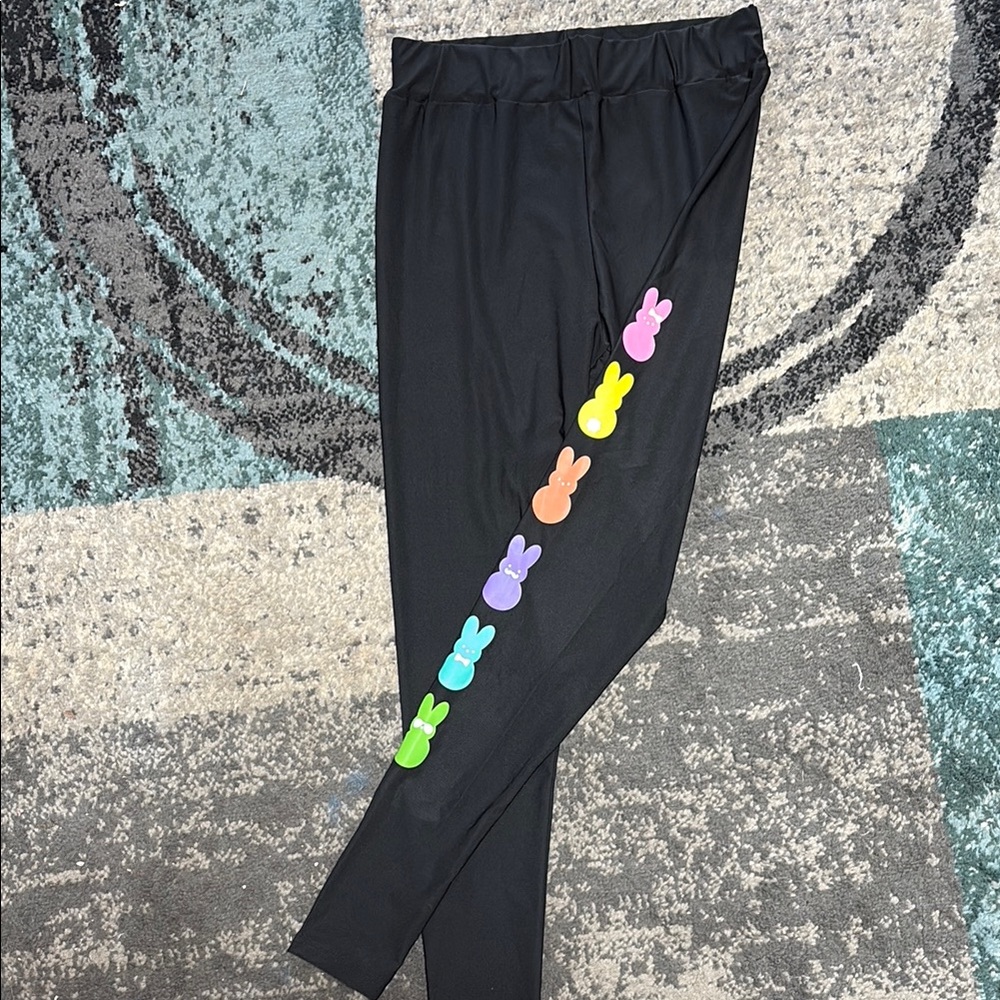 Soft cozy black leggings Sz M.
